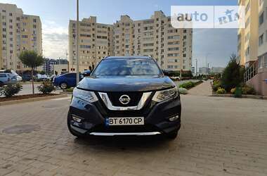 Внедорожник / Кроссовер Nissan Rogue 2014 в Южном