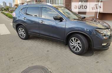 Внедорожник / Кроссовер Nissan Rogue 2014 в Южном