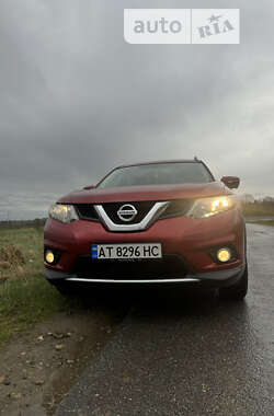 Позашляховик / Кросовер Nissan Rogue 2014 в Долині