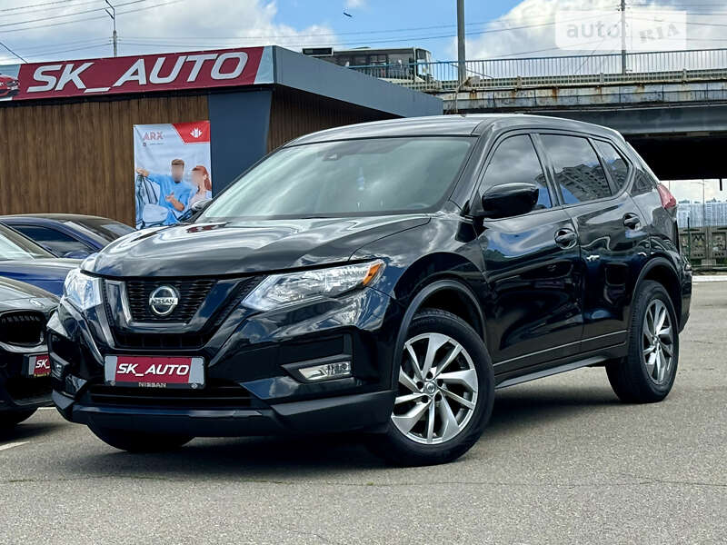 Внедорожник / Кроссовер Nissan Rogue 2019 в Киеве