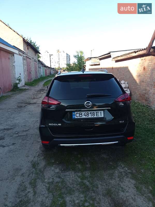 Внедорожник / Кроссовер Nissan Rogue 2017 в Прилуках