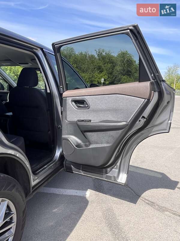 Позашляховик / Кросовер Nissan Rogue 2020 в Запоріжжі