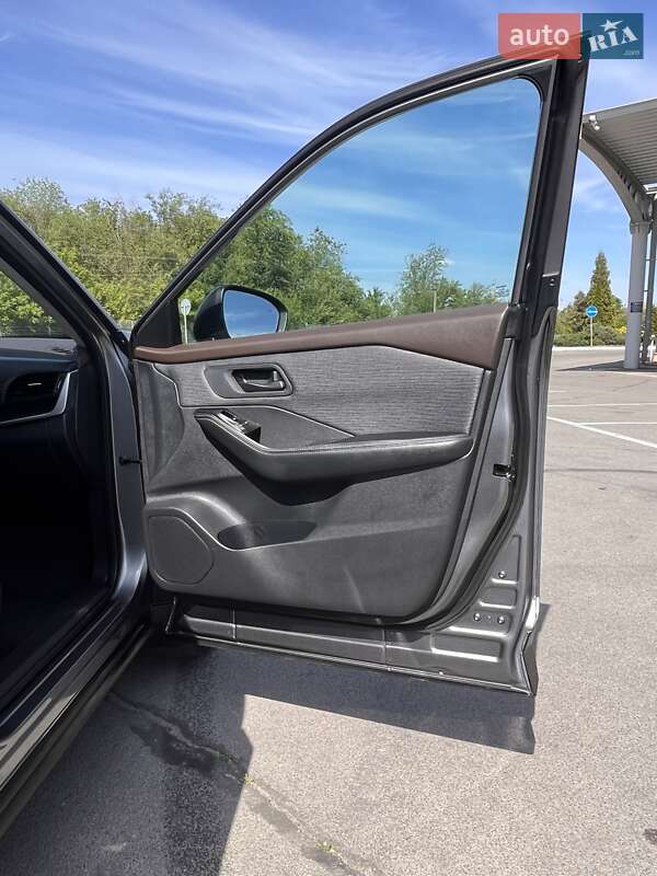 Позашляховик / Кросовер Nissan Rogue 2020 в Запоріжжі