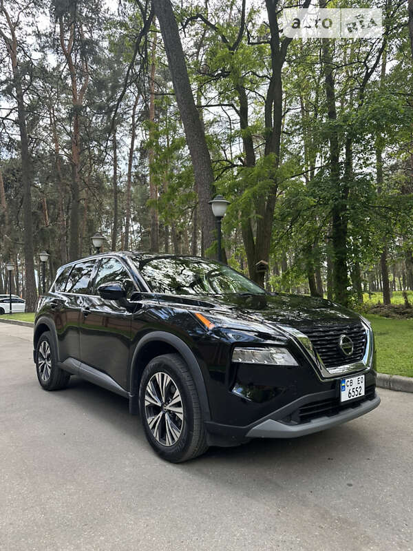 Позашляховик / Кросовер Nissan Rogue 2021 в Чернігові