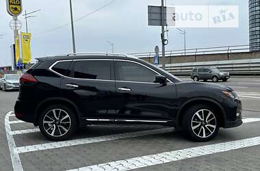 Позашляховик / Кросовер Nissan Rogue 2018 в Харкові