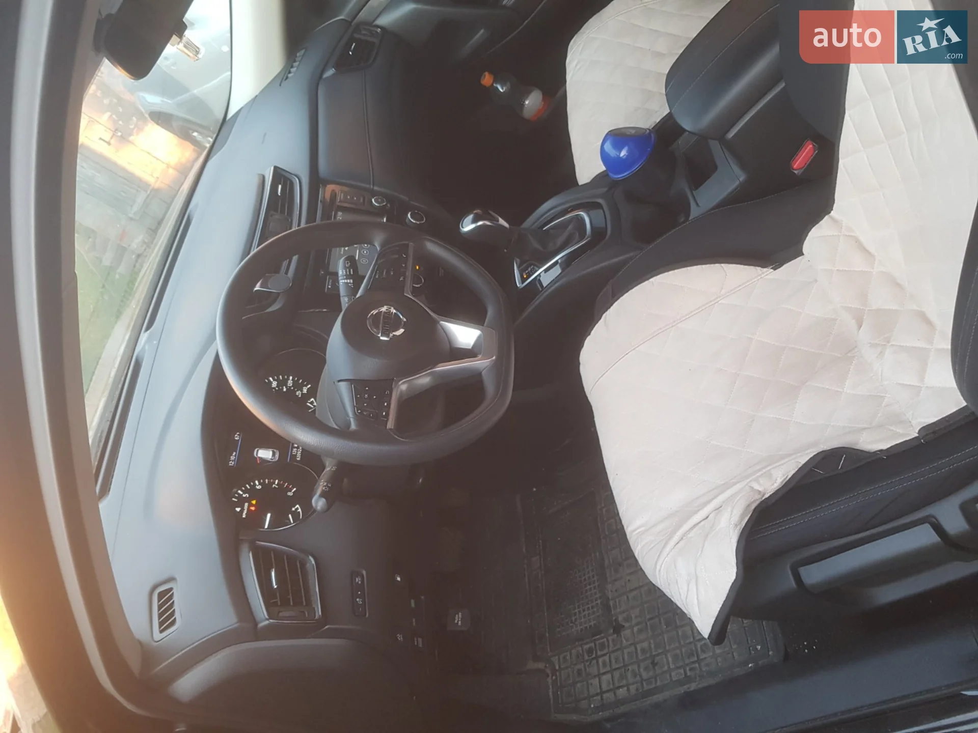 2017 Nissan Rogue - мініатюра 3