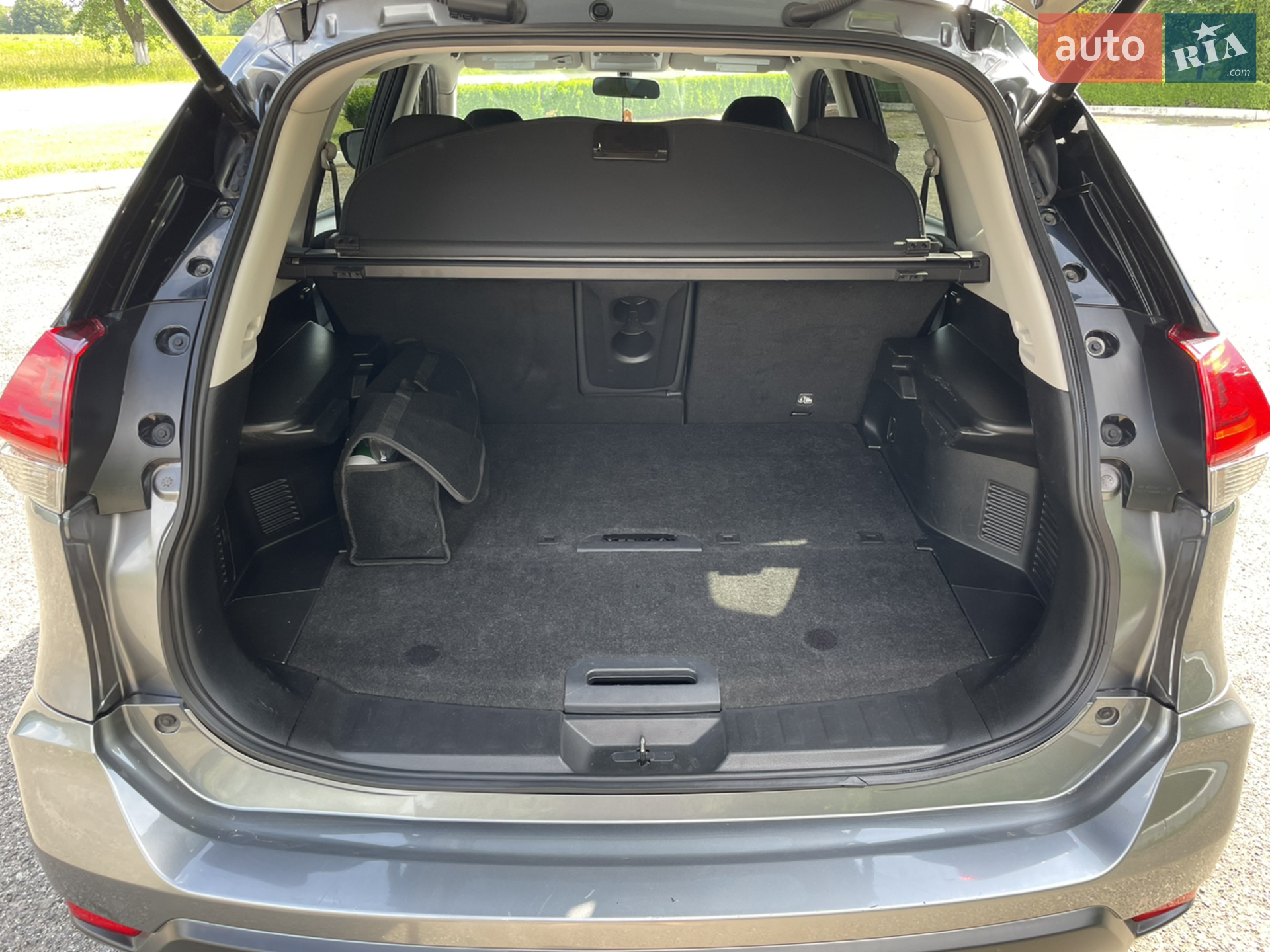 2018 Nissan Rogue - мініатюра 25