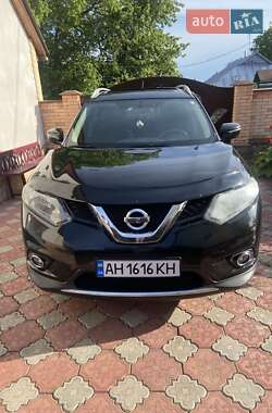 Внедорожник / Кроссовер Nissan Rogue 2015 в 