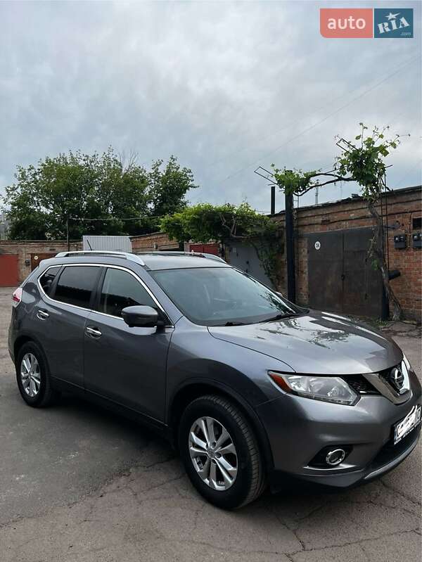 Позашляховик / Кросовер Nissan Rogue 2015 в Черкасах