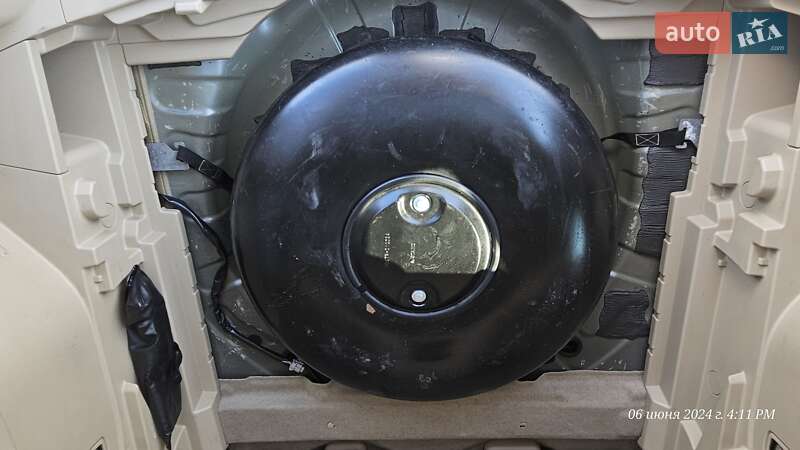 Внедорожник / Кроссовер Nissan Rogue 2014 в Виннице