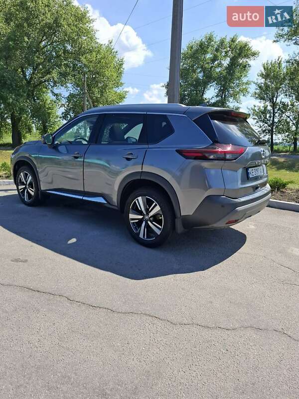 Позашляховик / Кросовер Nissan Rogue 2021 в Дніпрі