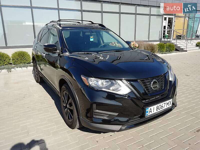 Внедорожник / Кроссовер Nissan Rogue 2017 в Киеве