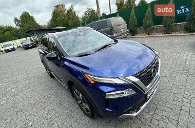 Позашляховик / Кросовер Nissan Rogue 2020 в Коростишеві