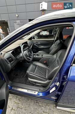 Позашляховик / Кросовер Nissan Rogue 2020 в Коростишеві