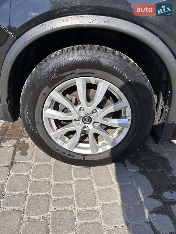 Позашляховик / Кросовер Nissan Rogue 2017 в Харкові