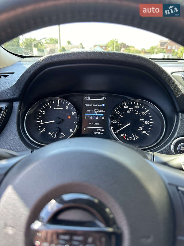 Позашляховик / Кросовер Nissan Rogue 2017 в Харкові