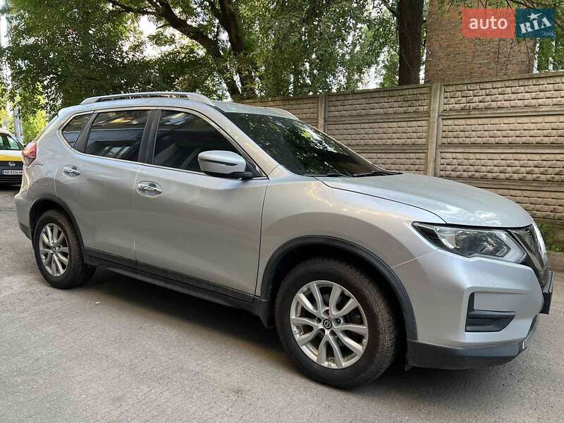 Позашляховик / Кросовер Nissan Rogue 2018 в Вінниці