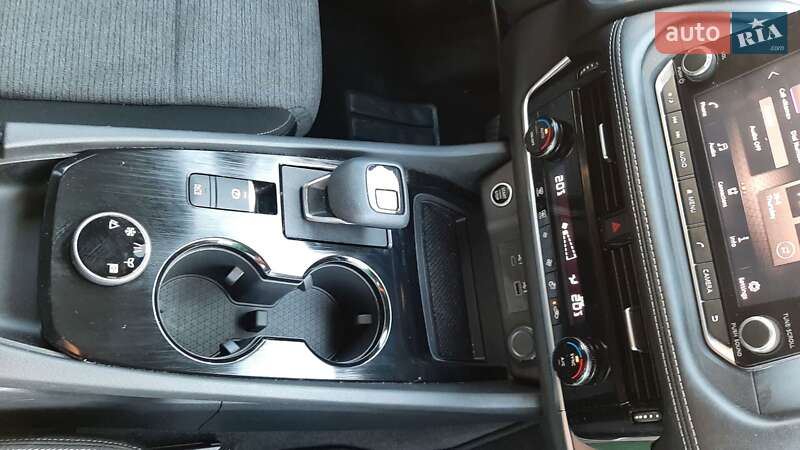 Позашляховик / Кросовер Nissan Rogue 2021 в Вишневому фото 15 Позашляховик / Кросовер Nissan Rogue 2021 в Вишневому