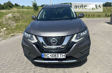 Позашляховик / Кросовер Nissan Rogue 2017 в Львові