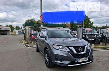 Позашляховик / Кросовер Nissan Rogue 2016 в Миколаєві