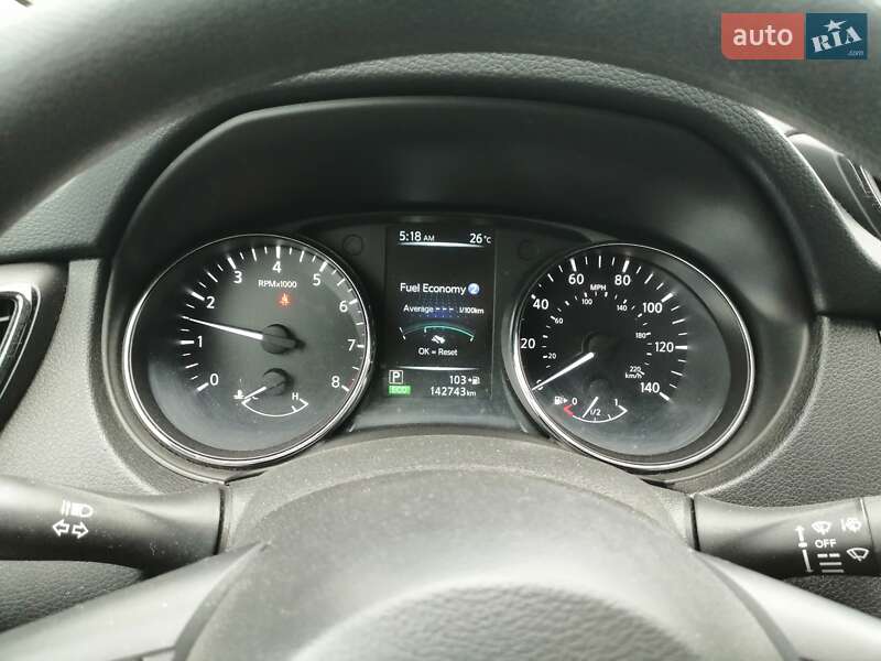 Внедорожник / Кроссовер Nissan Rogue 2017 в Черкассах