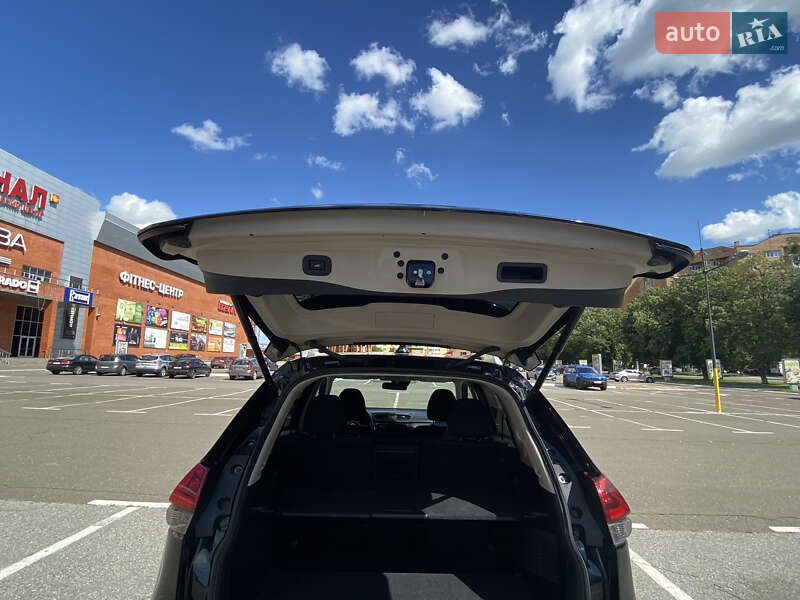 Внедорожник / Кроссовер Nissan Rogue 2020 в Киеве фото 13 Внедорожник / Кроссовер Nissan Rogue 2020 в Киеве