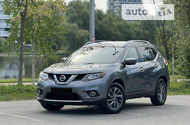 Внедорожник / Кроссовер Nissan Rogue 2015 в Днепре