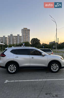 Позашляховик / Кросовер Nissan Rogue 2019 в 