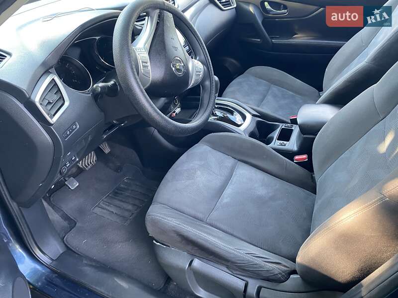 Внедорожник / Кроссовер Nissan Rogue 2015 в Киеве