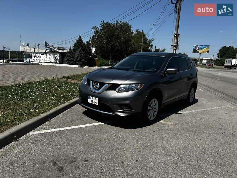 Внедорожник / Кроссовер Nissan Rogue 2016 в Запорожье