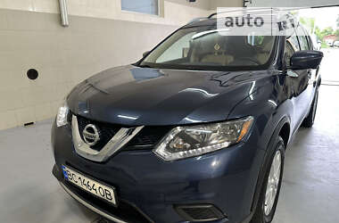 Внедорожник / Кроссовер Nissan Rogue 2016 в Дрогобыче