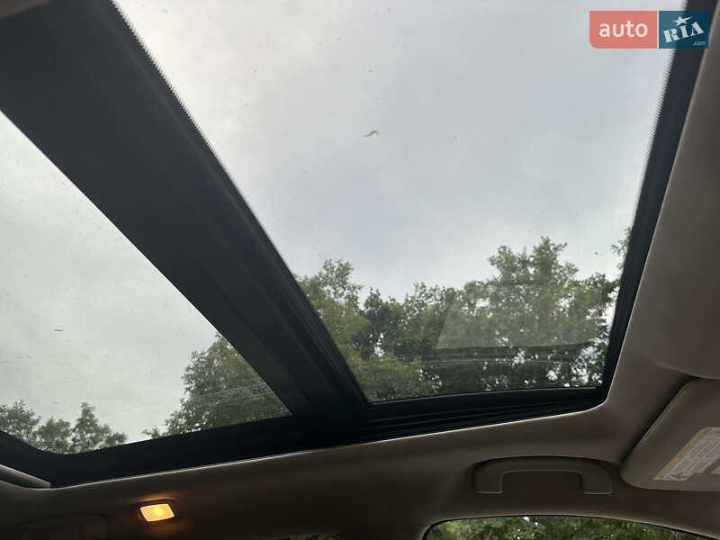 Позашляховик / Кросовер Nissan Rogue 2014 в Києві