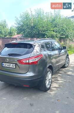 Внедорожник / Кроссовер Nissan Rogue 2017 в Луцке