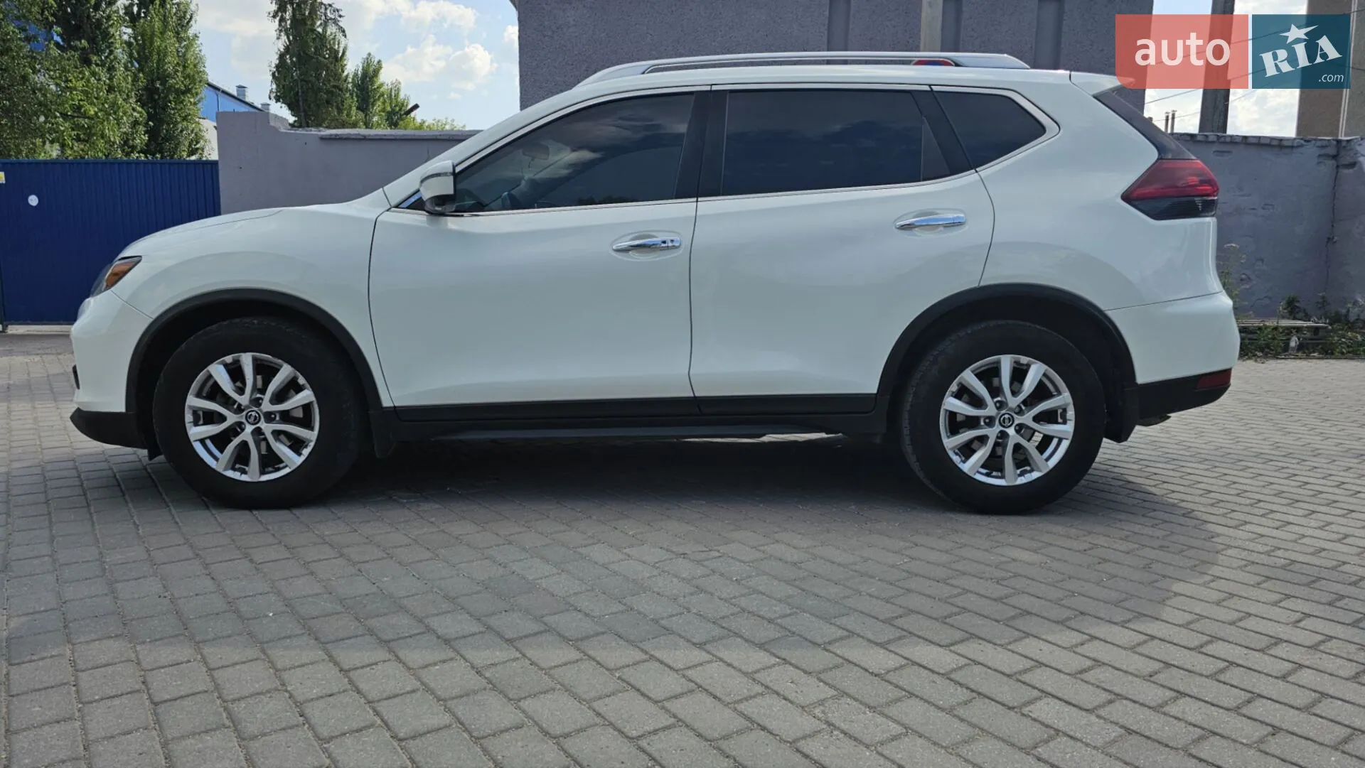 2017 Nissan Rogue - мініатюра 14