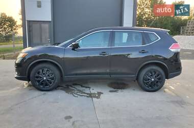 Внедорожник / Кроссовер Nissan Rogue 2016 в 