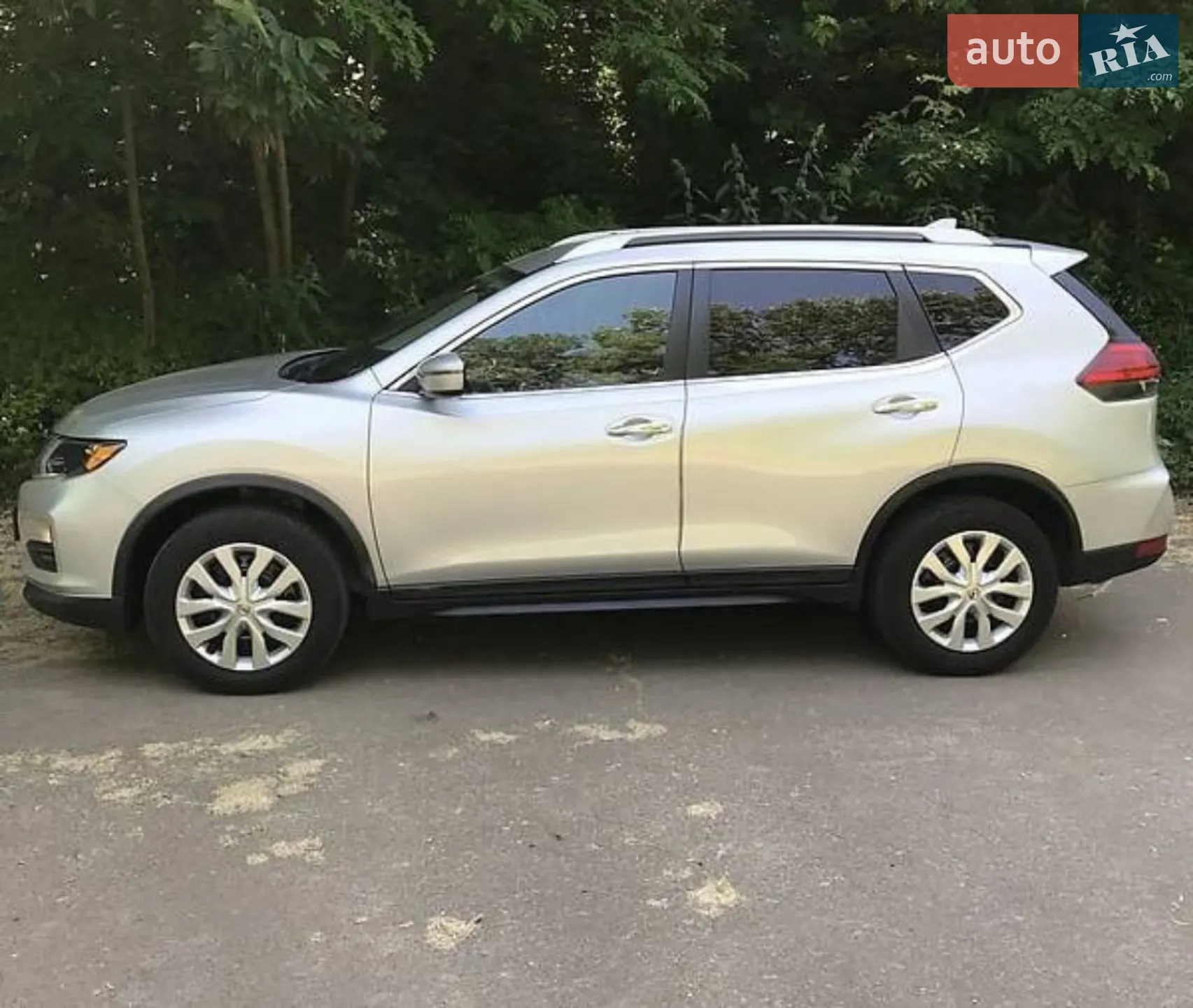 2017 Nissan Rogue - мініатюра 4
