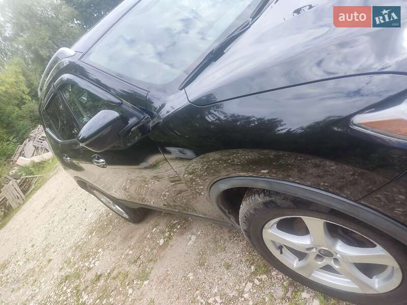 Внедорожник / Кроссовер Nissan Rogue 2016 в Тернополе