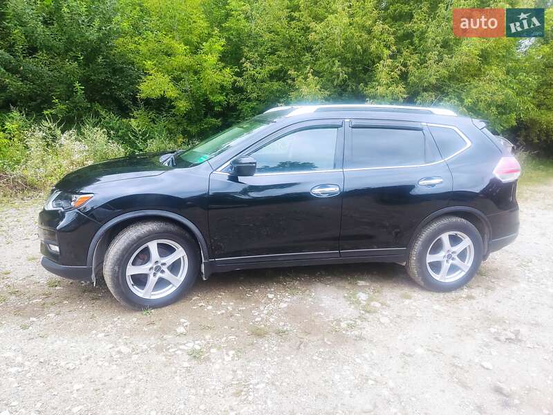 Внедорожник / Кроссовер Nissan Rogue 2016 в Тернополе