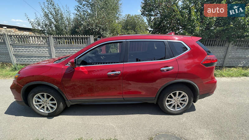 Позашляховик / Кросовер Nissan Rogue 2016 в Дніпрі
