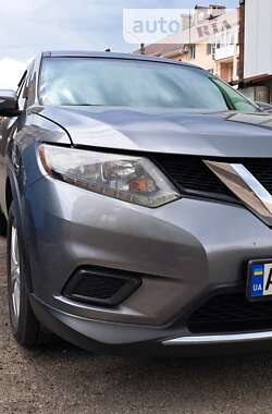 Внедорожник / Кроссовер Nissan Rogue 2015 в Киеве