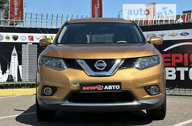 Внедорожник / Кроссовер Nissan Rogue 2014 в Киеве