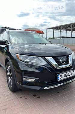 Позашляховик / Кросовер Nissan Rogue 2017 в Полтаві