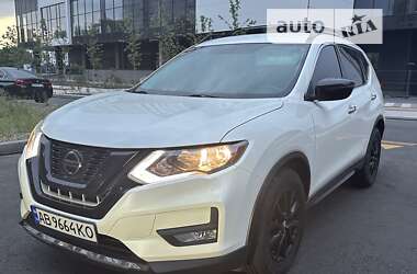 Внедорожник / Кроссовер Nissan Rogue 2018 в Киеве