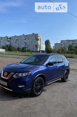 Внедорожник / Кроссовер Nissan Rogue 2016 в Киеве