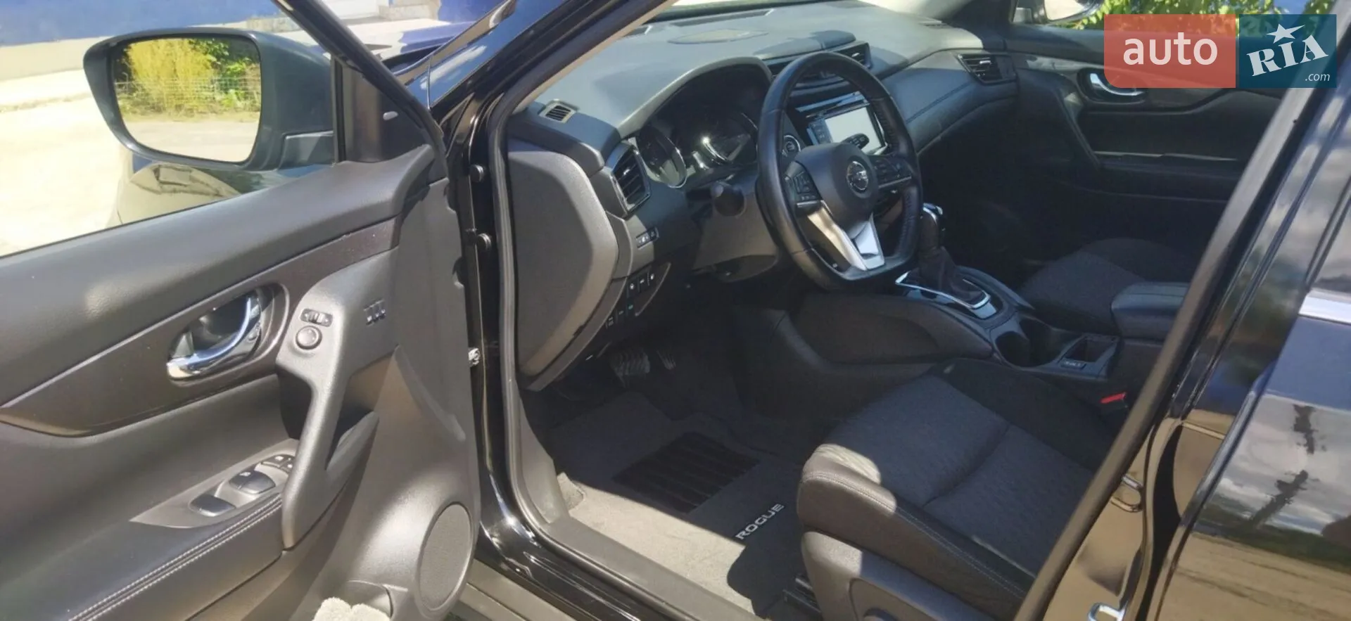 2019 Nissan Rogue - мініатюра 4