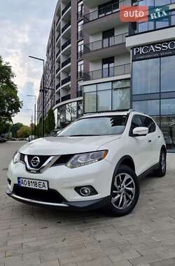 Позашляховик / Кросовер Nissan Rogue 2014 в Ужгороді