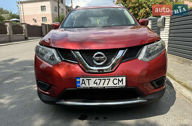 Внедорожник / Кроссовер Nissan Rogue 2016 в 