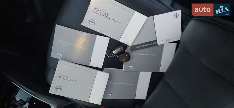 Внедорожник / Кроссовер Nissan Rogue 2015 в Здолбунове