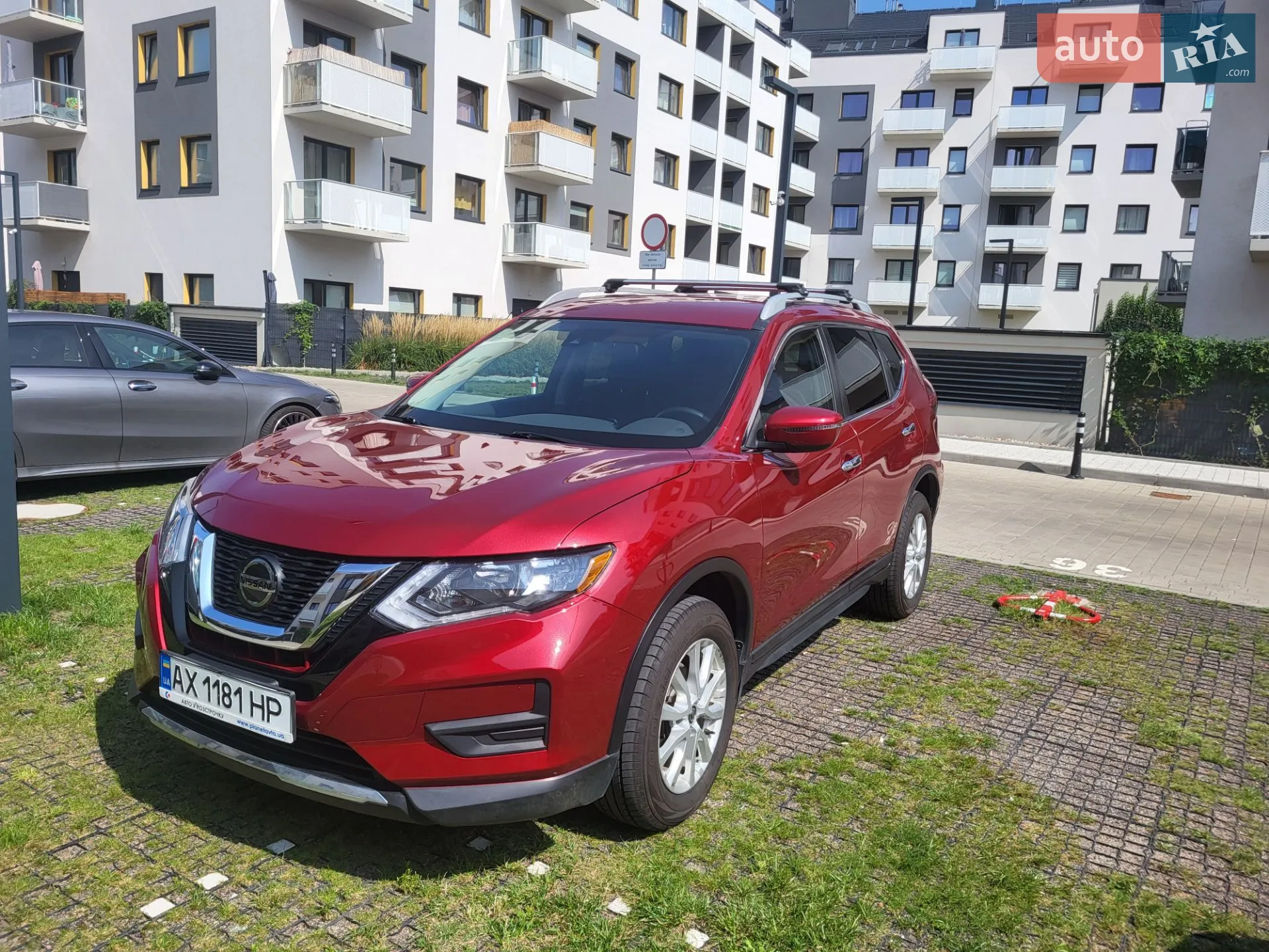 2018 Nissan Rogue - мініатюра 3
