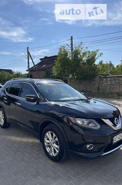 Внедорожник / Кроссовер Nissan Rogue 2014 в Ивано-Франковске